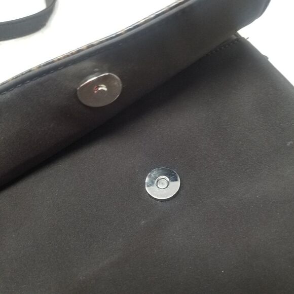 HILLARD and HANSON FAUX SNAKESKIN CROSSBODY - Picture 7 of 16